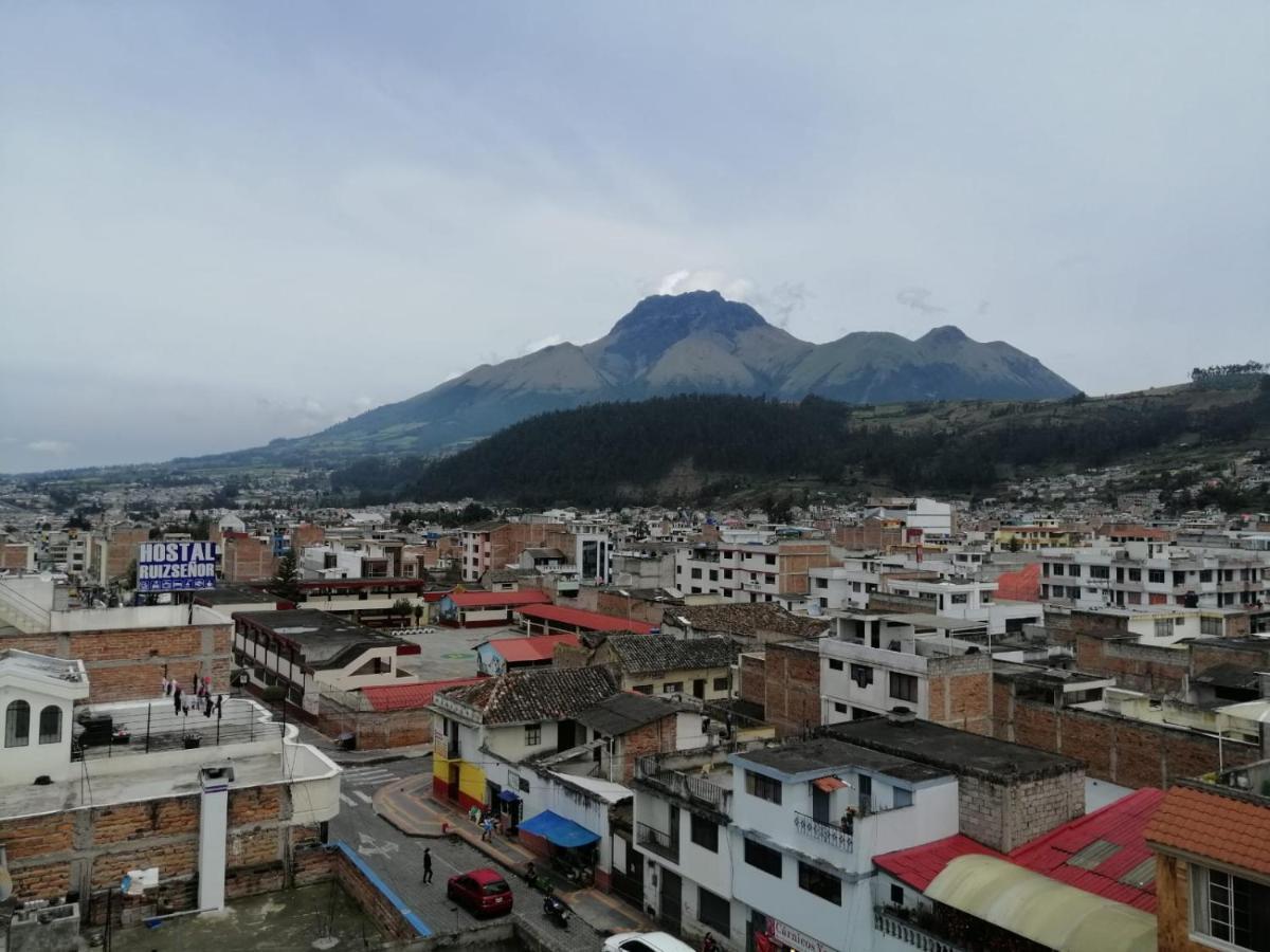 Hostal Otavalos Inn ภายนอก รูปภาพ